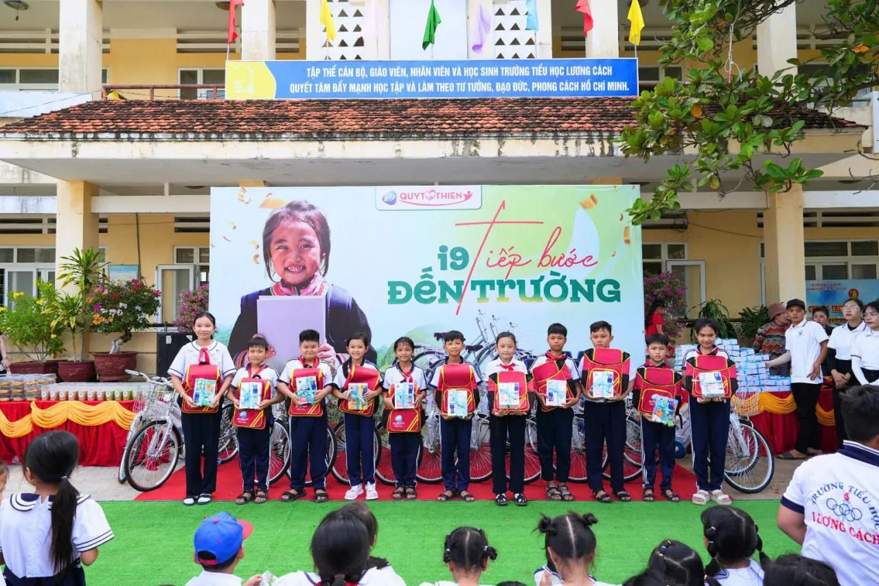 Hỗ trợ khách hàng chuyên nghiệp AE888